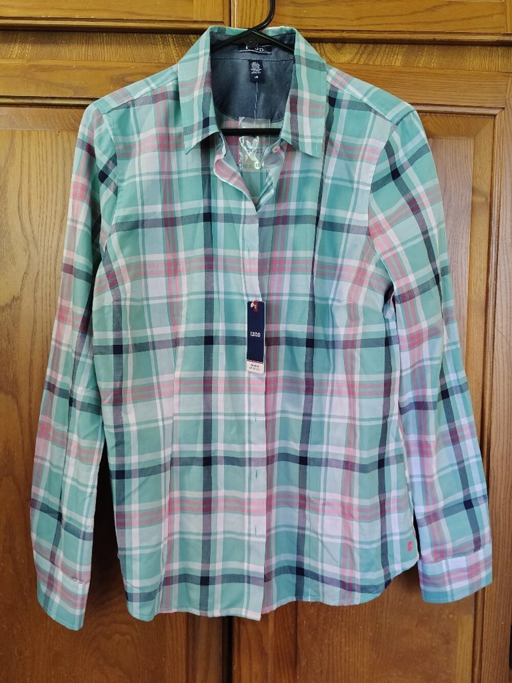 IZOD NWT Plaid Button Down Shirt Long Sleeve Women's L Teal Pink Lightweight New